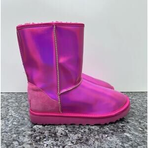UGG Women's Classic Short Iridescent Pink Slip On Boots Size US 7 1153610